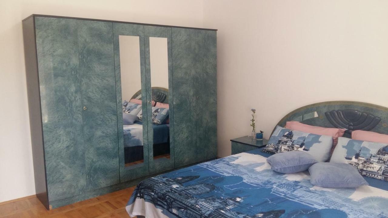Apartment Ilina Vodice Exterior photo