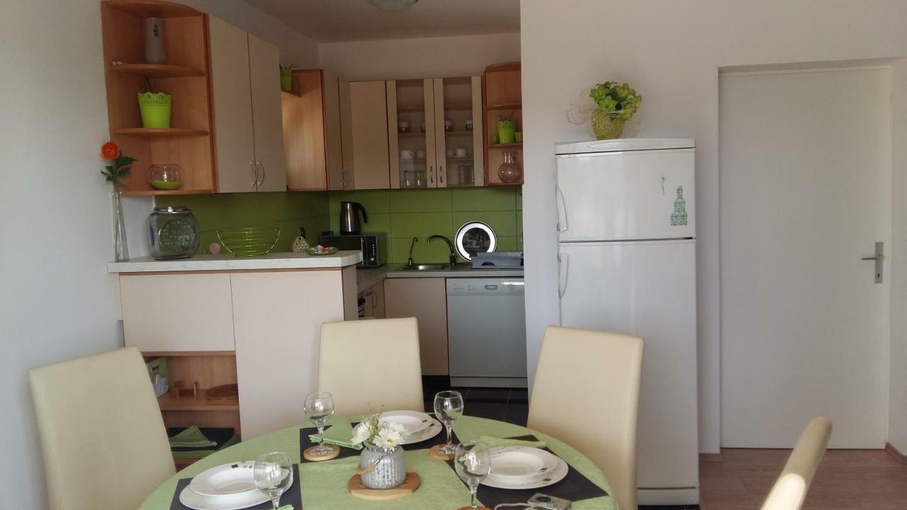 Apartment Ilina Vodice Exterior photo