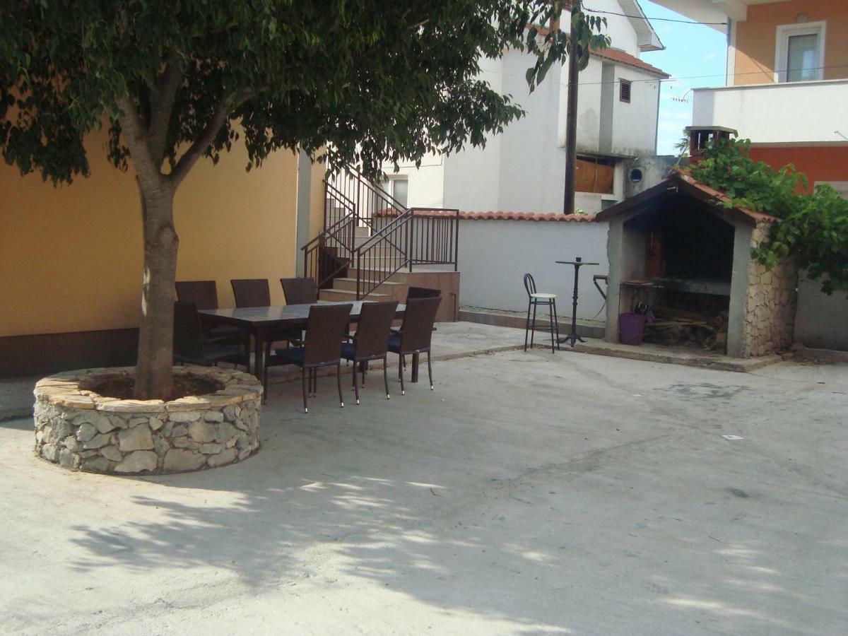 Apartment Ilina Vodice Exterior photo